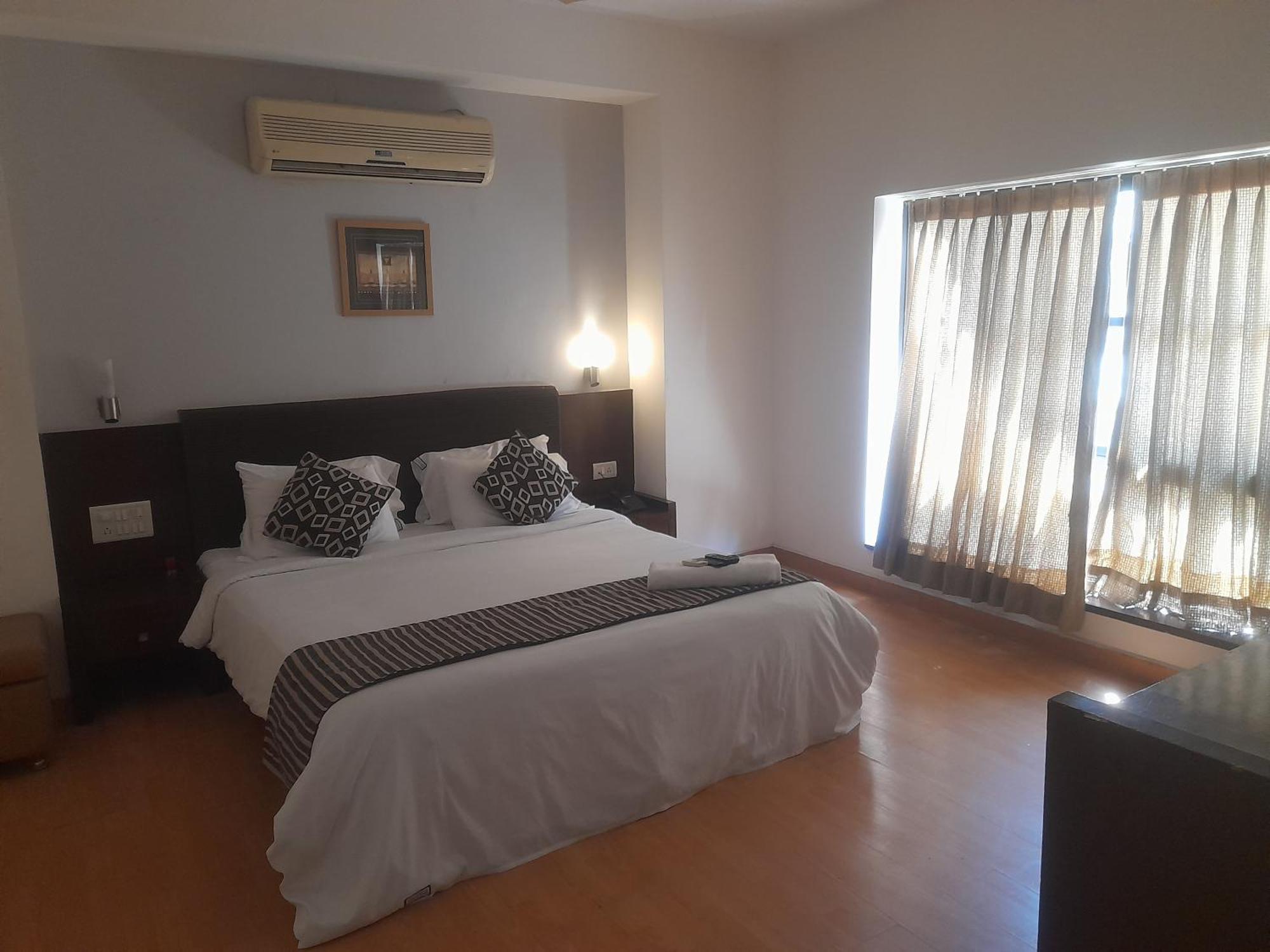 Hotel Prestige Inn บังกาลอร์ ภายนอก รูปภาพ
